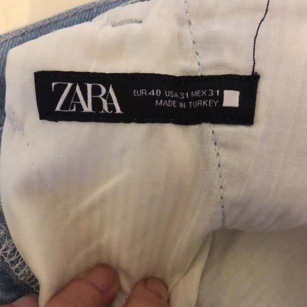 ZARA Light Blue High-Waisted Jeans - Size 31 - Picture 4 of 6